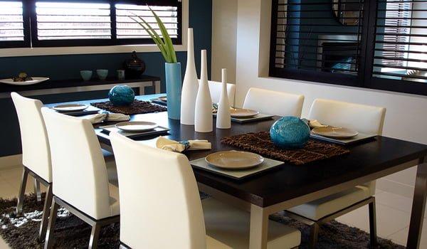 Decorating a Contemporary Dining Room